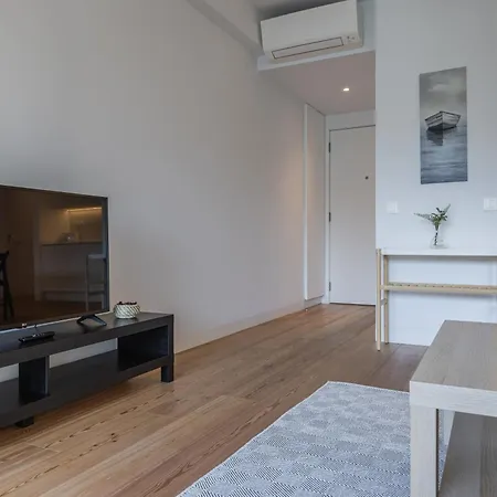 Casal Ribeiro 28 * Lissabon