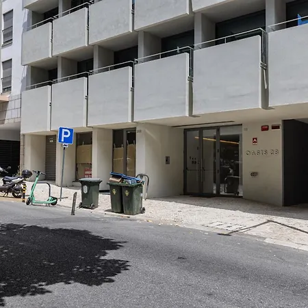 Casal Ribeiro 28 * Lisboa