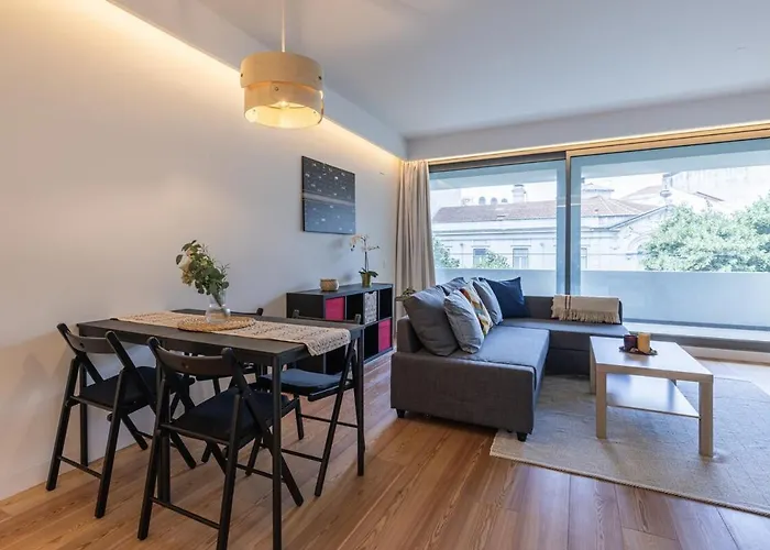 Casal Ribeiro 28 * Lisboa